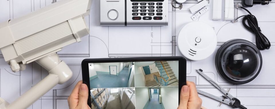 Comparison of DIY and professional alarm system installation