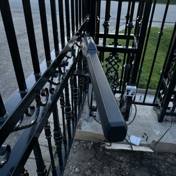 LiftMaster LA500PKGUL Gate Opener Installation in Brampton ON